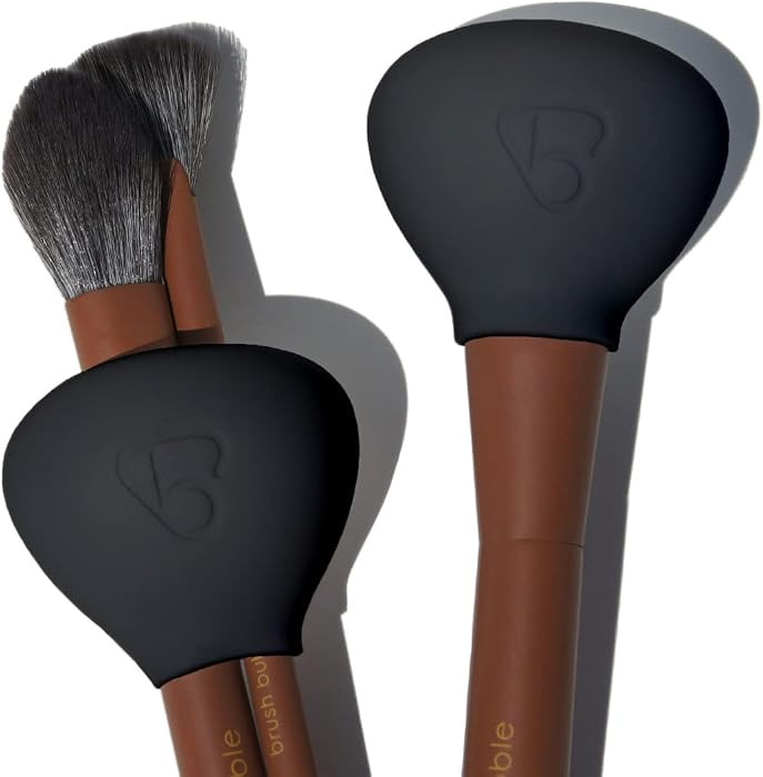 Small Silicone Makeup Brush Covers for Travel, A Storage & Organizer Case for Brushes to protect ... | Amazon (US)