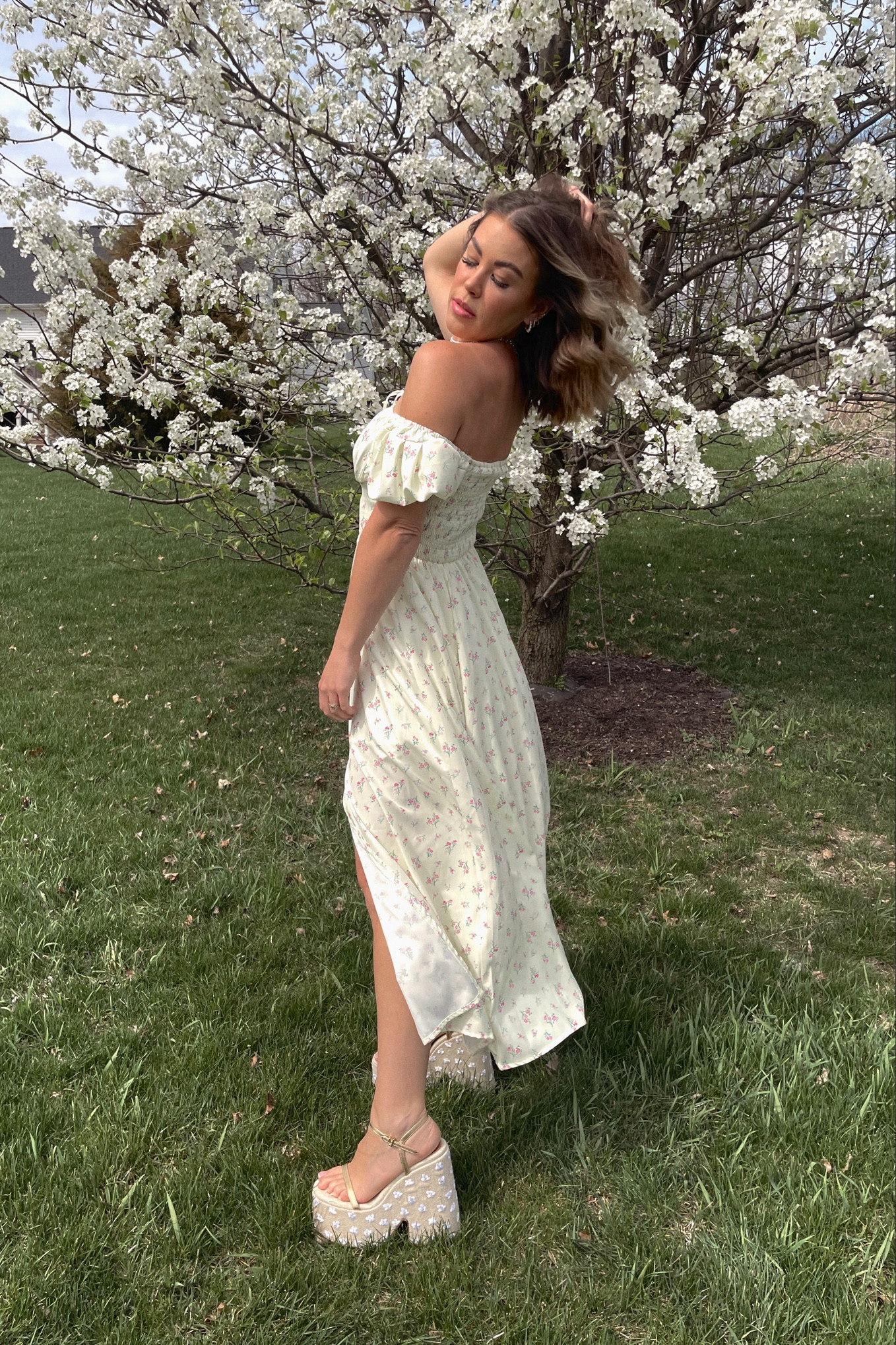 Spring outfit
Spring dress, summer dress, spring fashion, amazon dress, amazon fashion, floral dress, puffy sleeve dress, off the shoulder dress, maxi dress, wedges, spring wedges, straw and gold wedges, flower wedges, summer wedges

#LTKSeasonal #LTKunder50 #LTKstyletip
