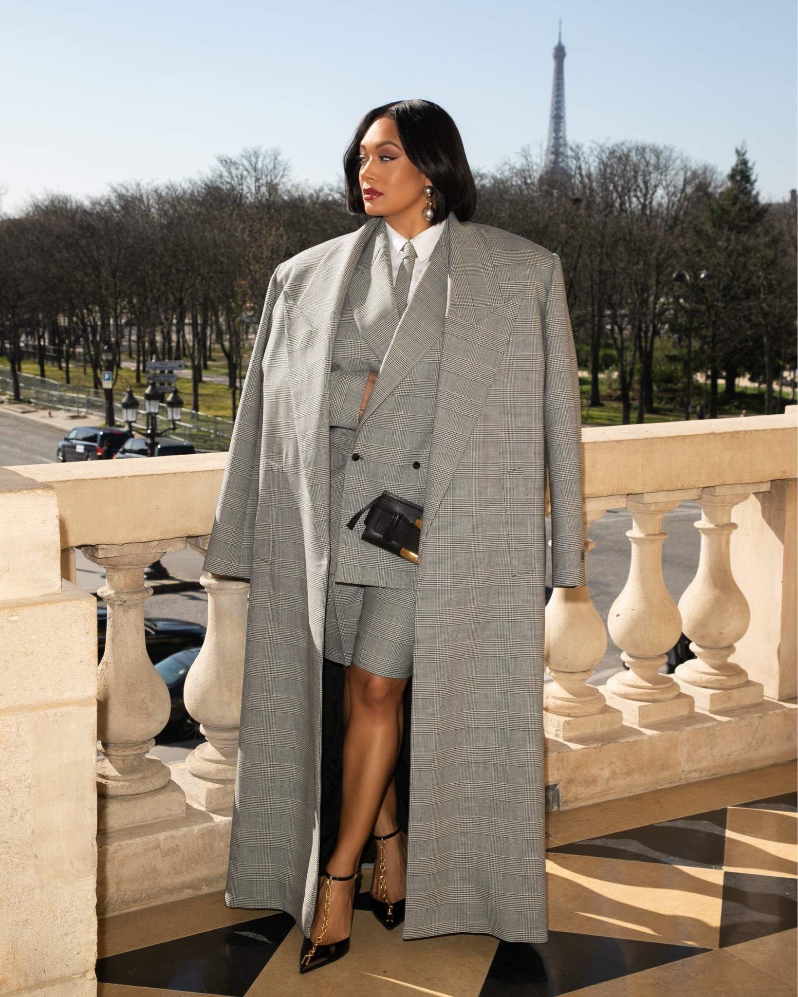 Crystal Renee x Balmain.

I got to attend my very first Paris Fashion Week, invited by Balmain. Get into it? 