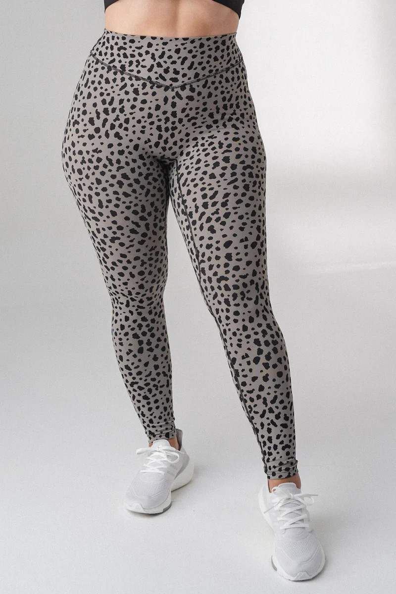 The Ascend Pant - Snow Leopard Midnight | Vitality