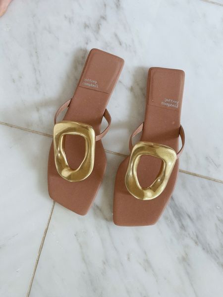 These summer sandals are a best seller — grab them before they’re gone! #sandals #shoelove

#LTKstyletip