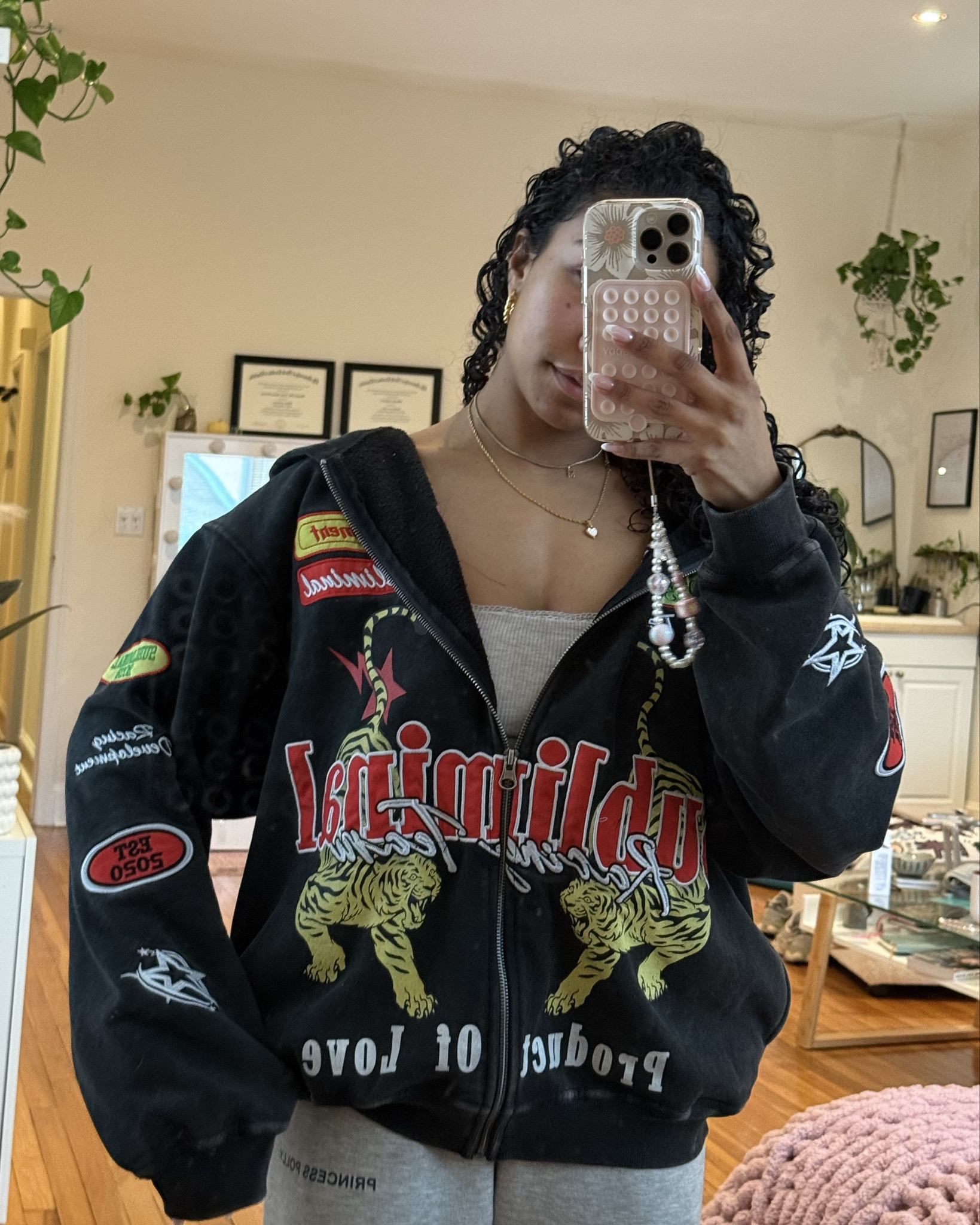 everybody and their momma asks about this hoodie!! 🐅❤️

#LTKFindsUnder100 #LTKStyleTip #LTKGiftGuide