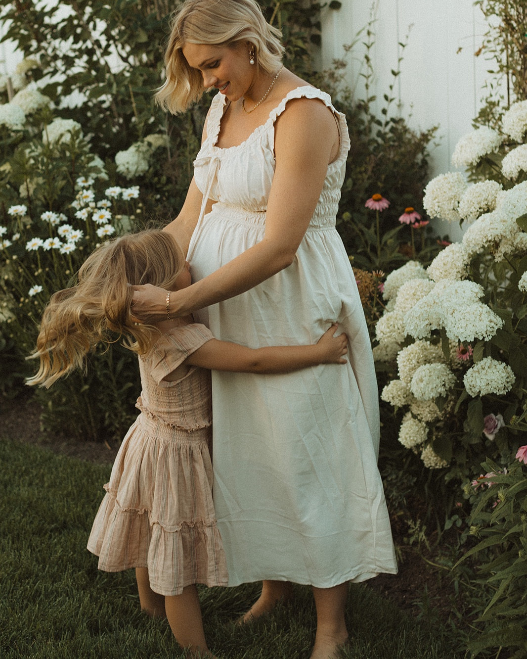 Obsessed with this $30 dress! It’s not even maternity and I fit my triplet belly in there 

#LTKBump