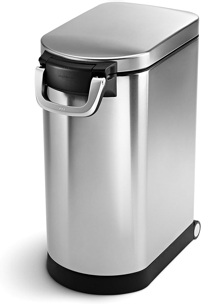 simplehuman 30 Liter, 32 lb / 14.5 kg Large Pet Food Storage Container, Brushed Stainless Steel f... | Amazon (US)