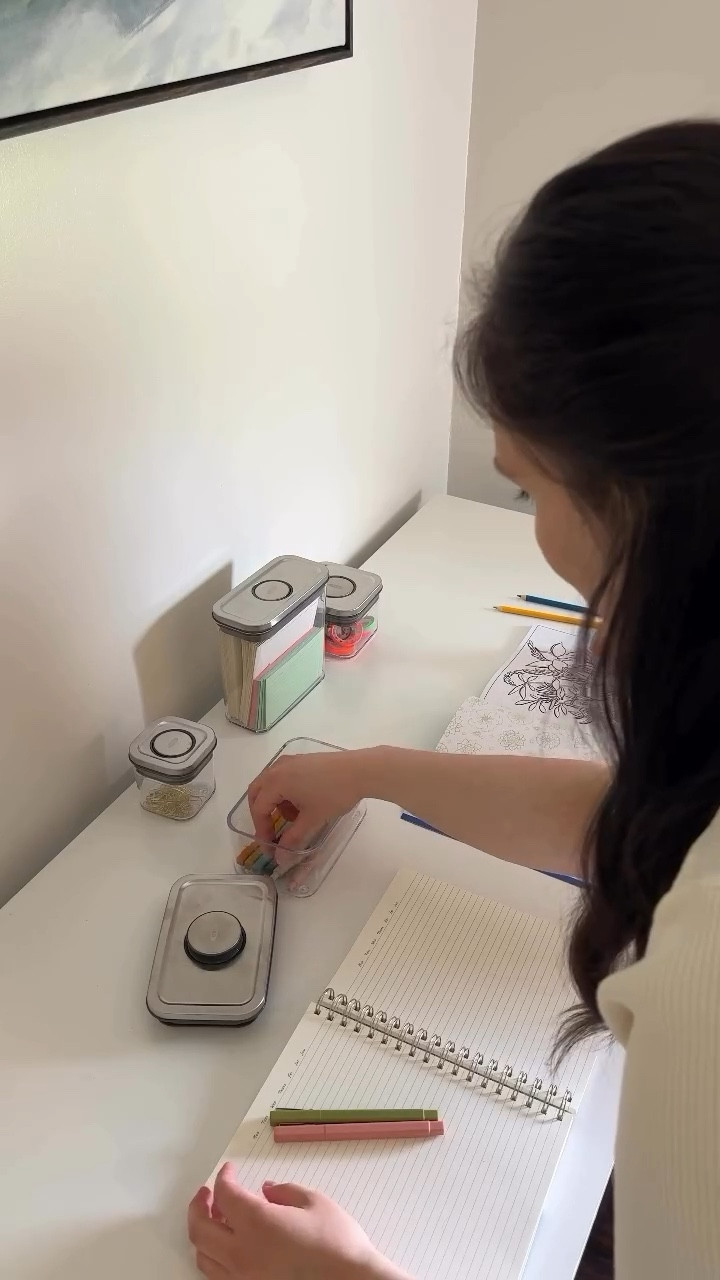 Anything that can organize our daily routine I am excited for! #OXOPartner 

One way we have upgraded our day-to-day is by using @OXO Steel POP Containers throughout the house. They help keep our dry ingredients fresh and our cabinets organized which helps so much in the kitchen. Our homeschool supplies are tidy and ready to use for learning. Playtime is easy to clean up and store in our toy cabinet. Plus, they look so pretty in each space!
Being a mama that usually is holding a baby, I love how easy they are to open and close with a simple pop button. Genius! 

Find our favorite @OXO finds in my Link in bio! Comment ‘POP’ below and I’ll send you our favorites used here! ☀️
#OXO #OXOBetter