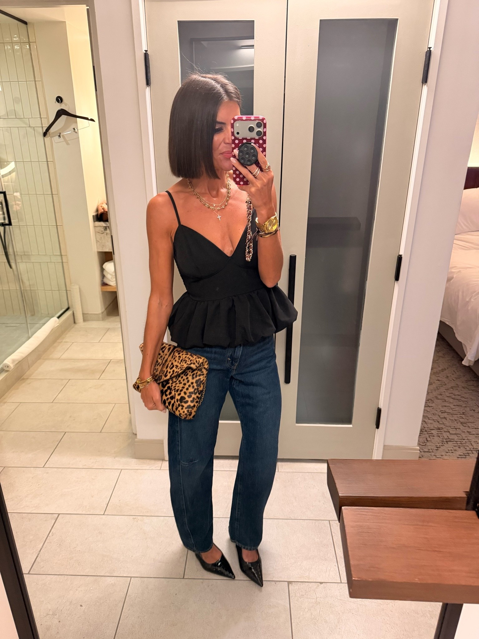 Size small in tank Size 24 in Levi jeans

#LTKdayinmylife #LTKgrwm #LTKootd