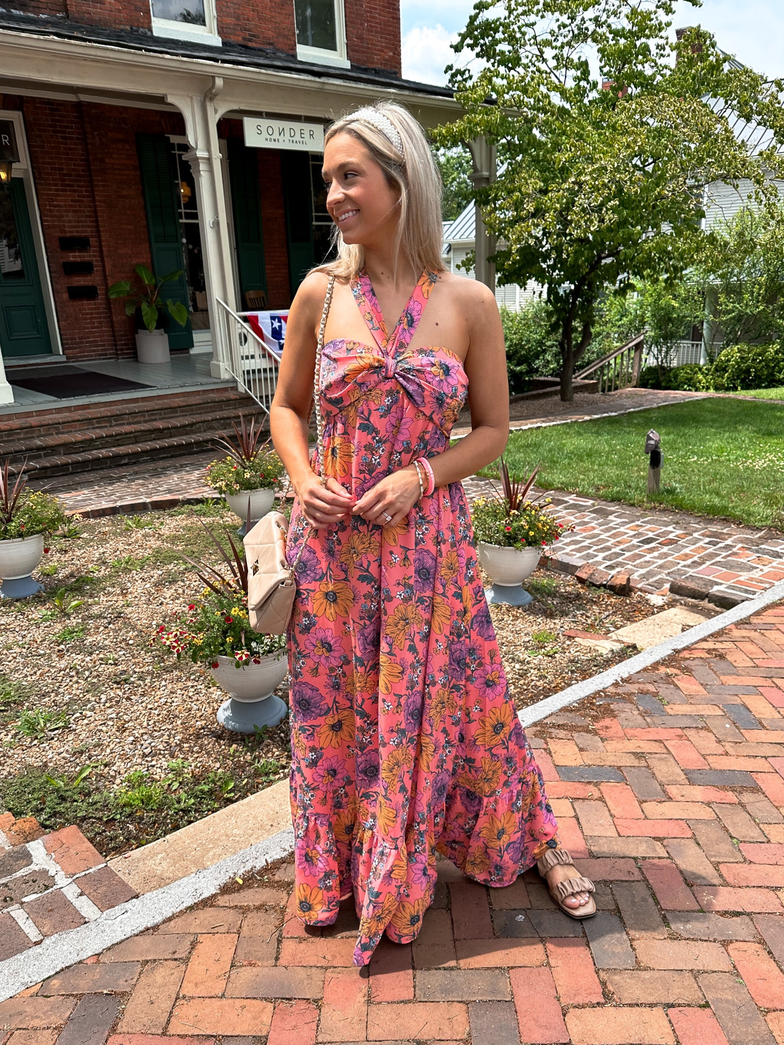 Gorgeous floral maxi for brunch last weekend😍
Wearing size small. Top is padded so no bra needed! Code ALEXISPAIGE gets ya 15% off 


#LTKFind #LTKSeasonal #LTKstyletip