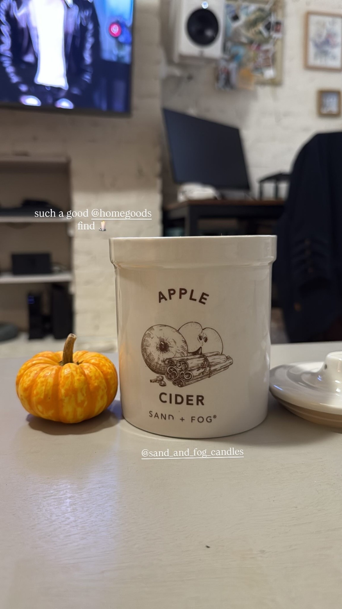 Love this scent for fall! 

Fall Home Decor | Fall Candles | Home Goods Finds | Amazon Home

#LTKSeasonal #LTKHome