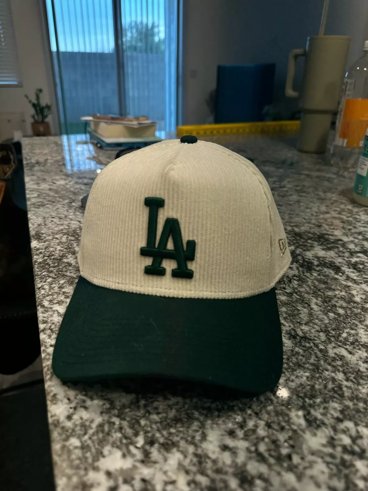 New Era Los Angeles Dodgers Corduroy 9FORTY Snapback Hat