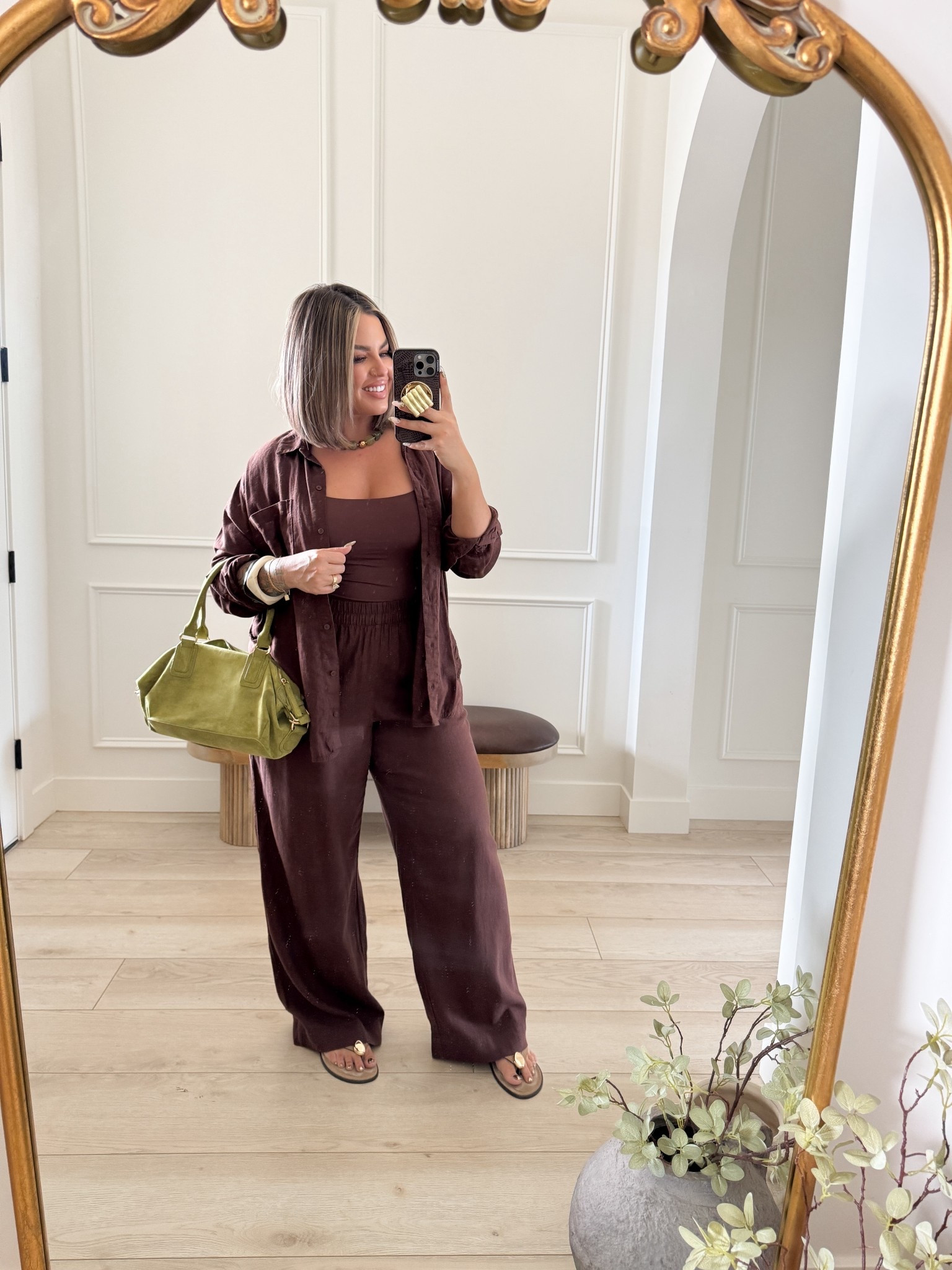 Today’s #ootd 
Pants L long - little long on me with flats but not terrible. I want the option to wear a heel with them. 
Top L 
Tank L 
#oldnavy #sale #midsize 

#LTKSaleAlert #LTKMidsize #LTKootd