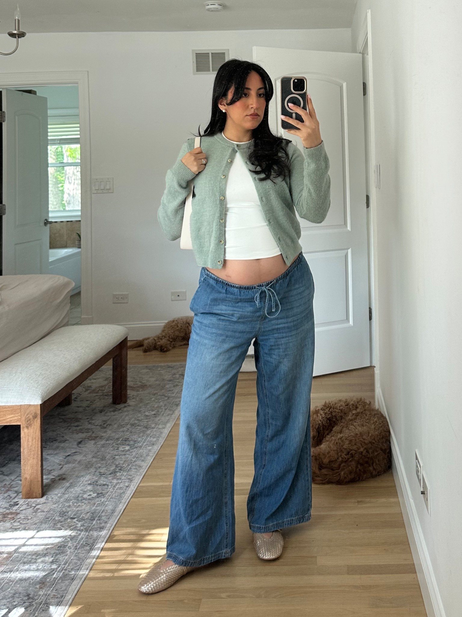 Bump friendly drawstring pants 

#LTKStyleTip #LTKFindsUnder50 #LTKBump