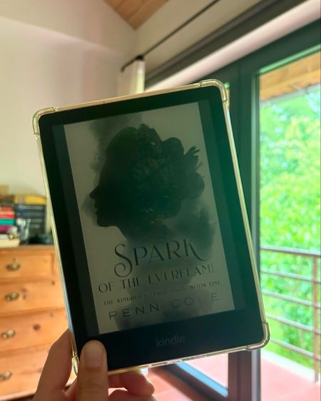 Currently reading and loving “Spark of the Everflame” by Penn Cole #romantasybooks