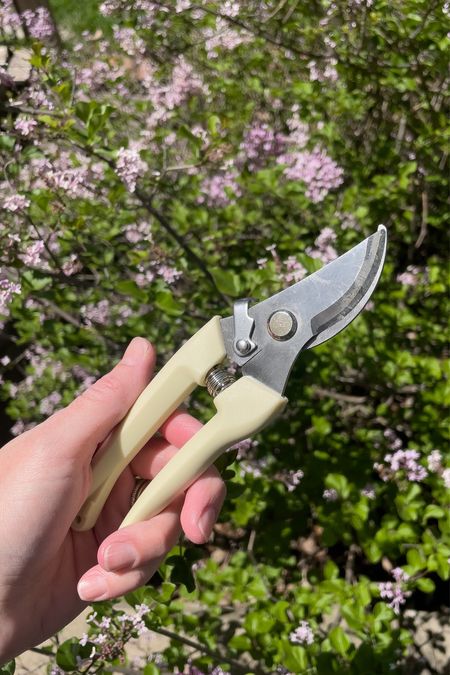 Beautiful gardening tools, white pruning shears, outdoor style, home design

#LTKhome #LTKfindsunder50