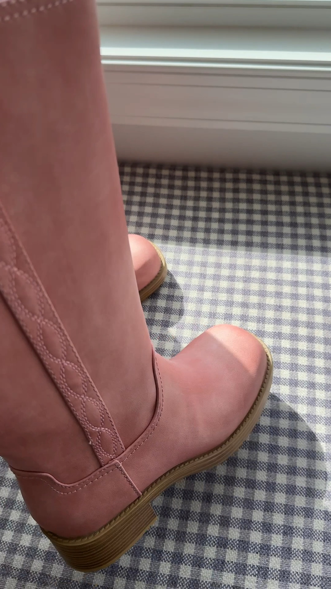 Ohhhh my gosh!! These are so so good! Will def sell out. They also have a wide option but the regular ones are also pretty wide. Run slightly big but fit true to size with socks! Under $45!!! 

 #walmartpartner #ootd #spring #walmartstyle @walmartstyle 

#LTKootd #LTKU #LTKdayinmylife