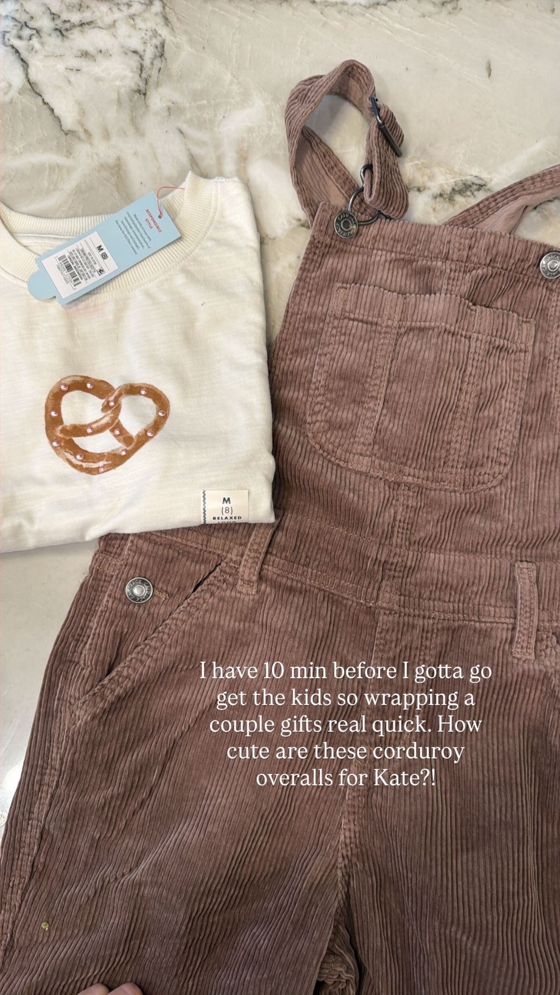 How cute are these corridor overalls for Kate for Christmas?!

Gift guy, gifts for her, gifts for kids, gifts for girls, overalls, corduroy, cat, and Jack, target, Christmas gift, Christmas, holiday, school

#LTKKids #LTKGiftGuide #LTKFindsUnder50