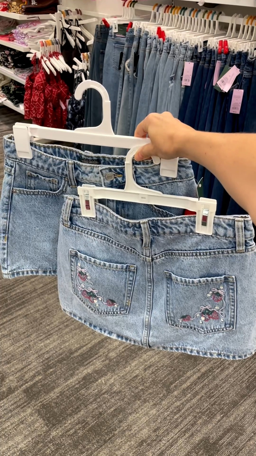 This new skirt stopped me right in my tracks. The embroidered pockets are soooo cute 🍓 @Target 

#LTKootd #LTKSeasonal