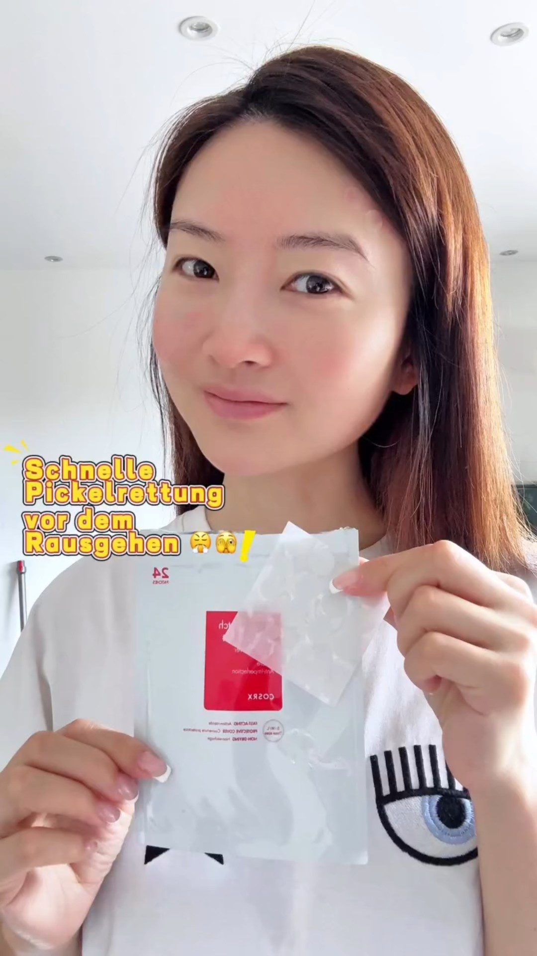 Heute wieder ein kleiner Kampf vor dem Rausgehen…
Pickel-Pflaster drauf. Ruhe. Atmen. 

#Pickelpflaster #SkincareRoutine #Morgenruhe #GetReadyWithMe #SelfcareMoment #RuheVorDemTag #MinimalBeauty #SlowMorning #SkinFirst #stillepflege #skincare #beauty #vlog