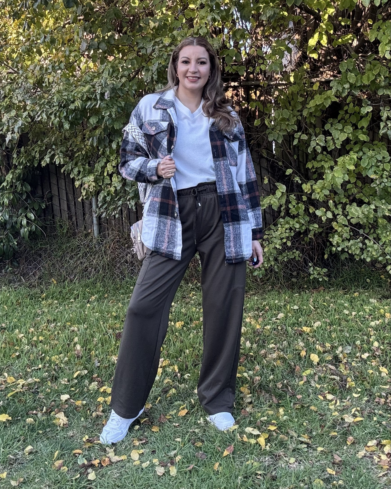 Pack of 3 women's oversized waffle knit shirts, V-neck, long sleeves, casual autumn sweatshirt for women.
Size:M


#LTKGiftGuide #LTKHoliday #LTKSeasonal

#LTKSaleAlert #LTKMidsize #LTKHoliday