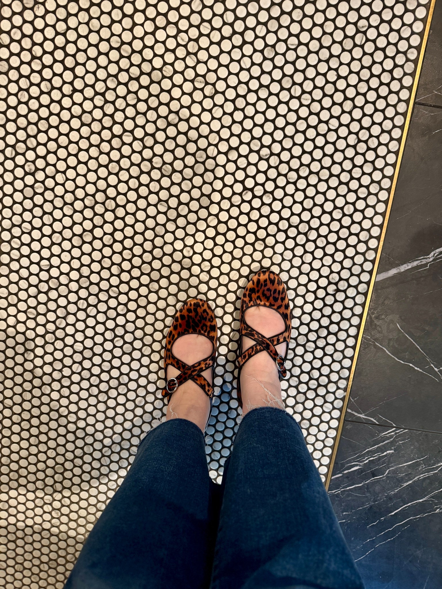 Leopard flats are always a good idea. 

#rebekahelizstyle 

#LTKFindsUnder50 #LTKootd