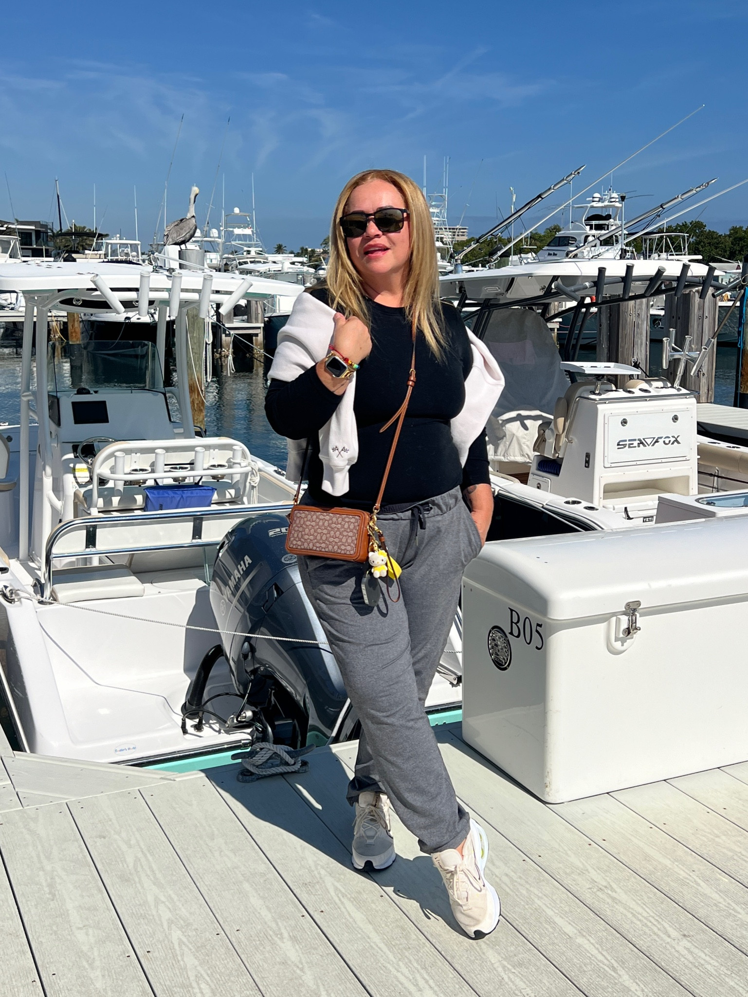 Everyday winter outfit

#LTKSeasonal #LTKShoeCrush #LTKMidsize