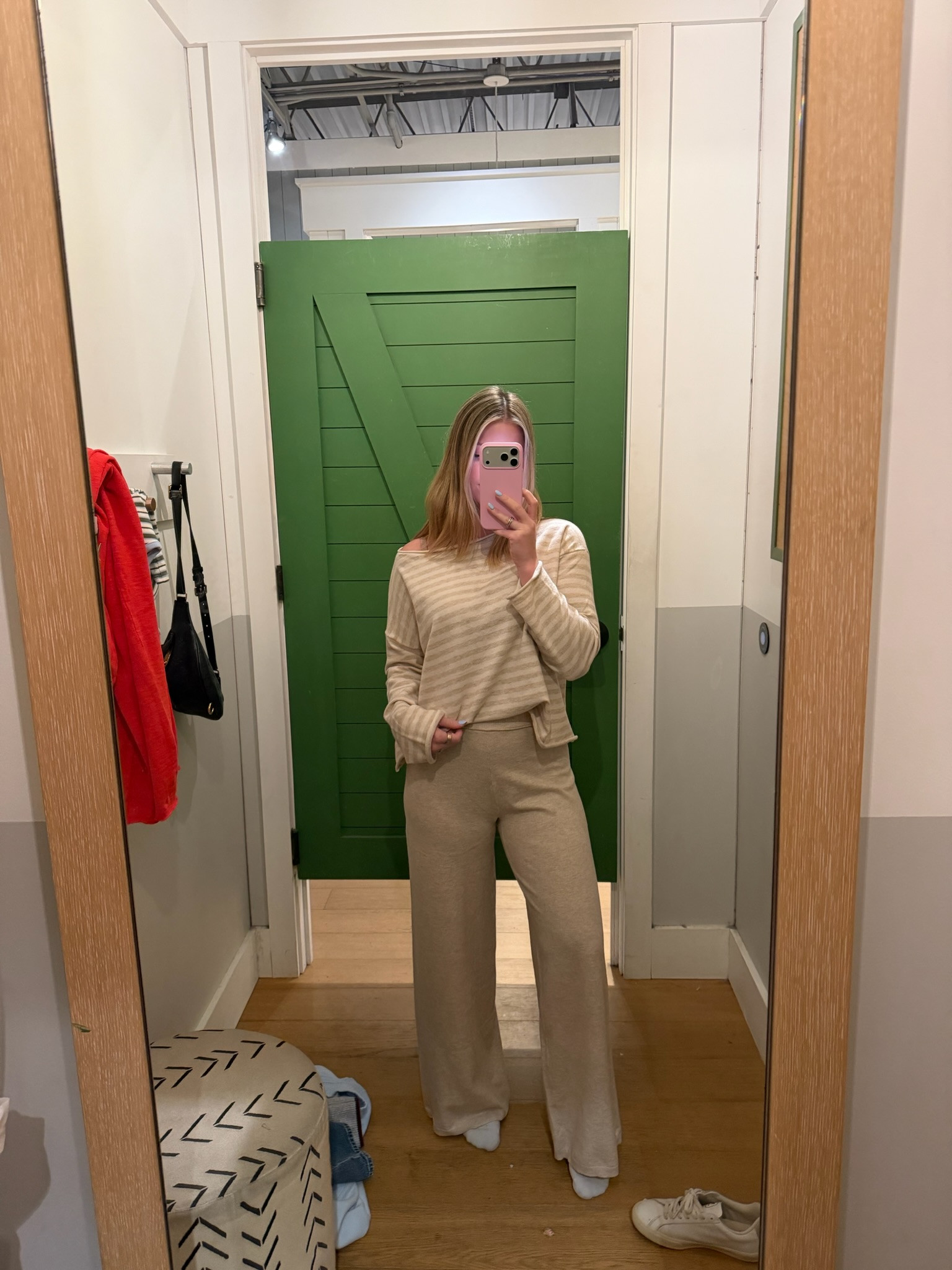  @Aerie cozy set that would be perfect for travel!  

 

#LTKSeasonal #LTKootd #LTKTravel