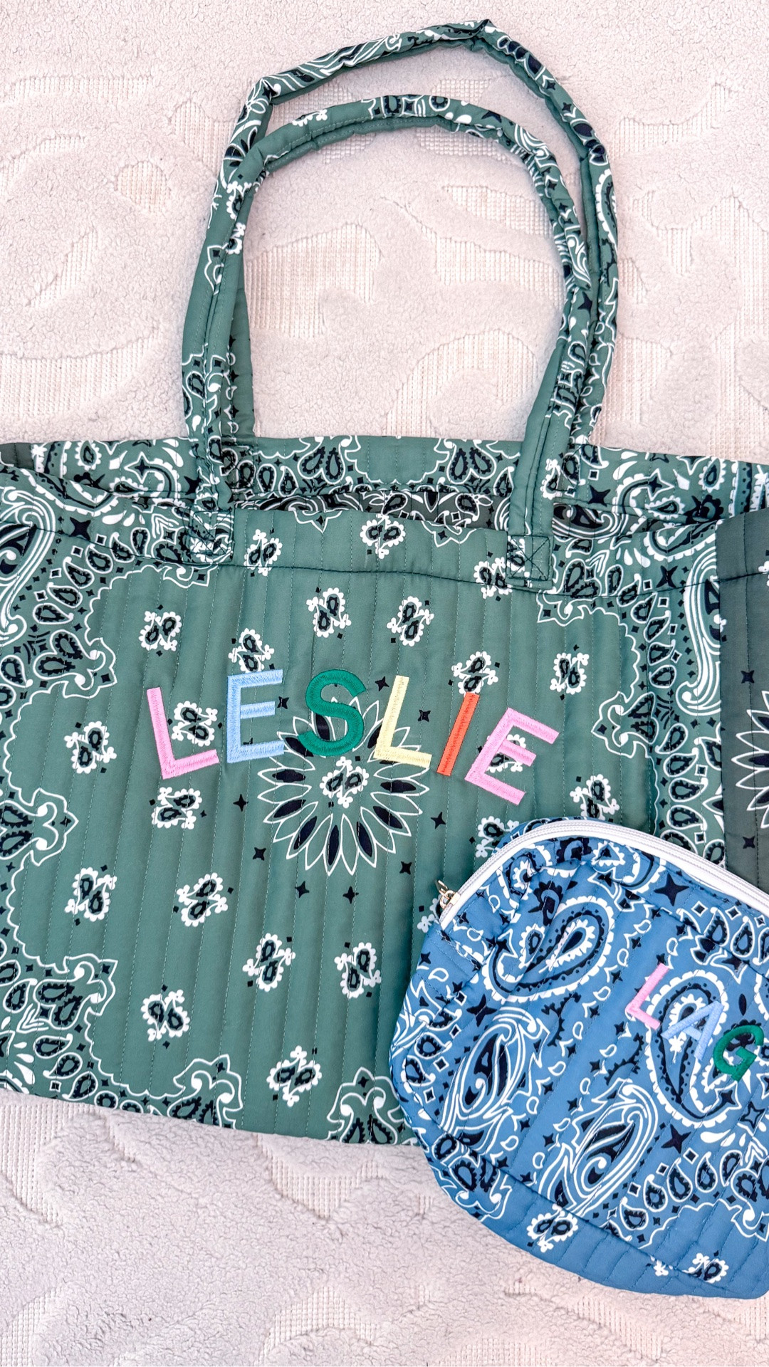 New bandana print pouch and tote from @sprinkledwithpinkshop 😍
• The presale (on the tote) is limited and will ship end of November and it’s already going fast!
• Only about 90 pouches left.
• High quality - super soft quilted tote.
• Crazy price (half of others on the market).
• Straps are reinforced (can carry so much)

#LTKSeasonal