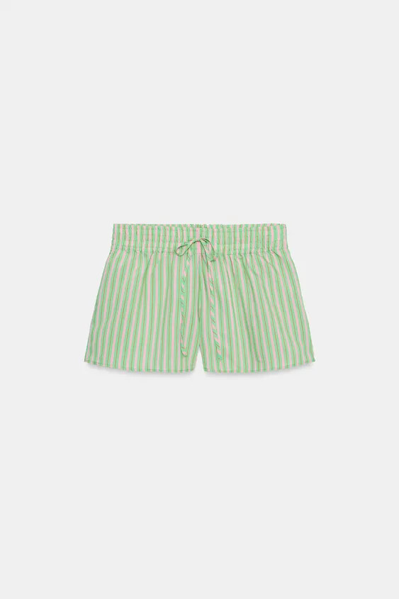 Mid-rise shorts with an adjustable elastic waistband and drawstrings. | Zara US