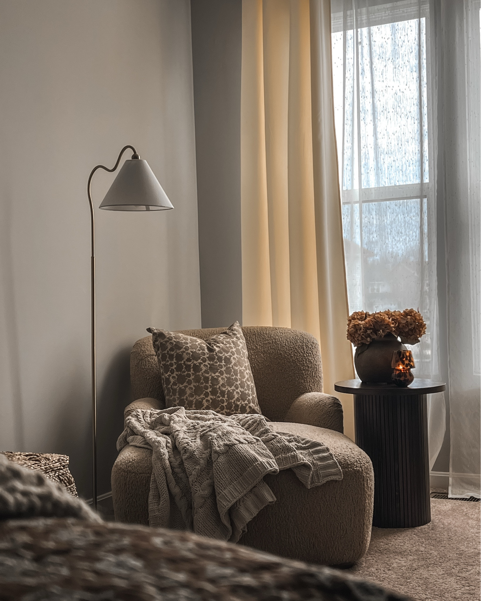 The Ruby chaise — one of my favorite pieces in our house. And yes, she’s even comfier than she looks ☺️

Bedroom Styling | Corner Styling | Lounge Chaise | Accent Chair

#LTKHome