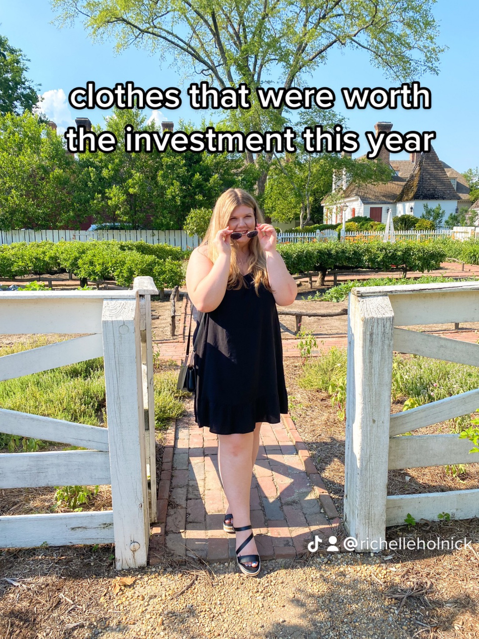 Favorite clothes that I bought in 2022 #midsize #plussize #midsizedresses #plussizedresses #maxidress #newyearsevedress #abercrombie 

#LTKHoliday 

#LTKunder100 #LTKcurves