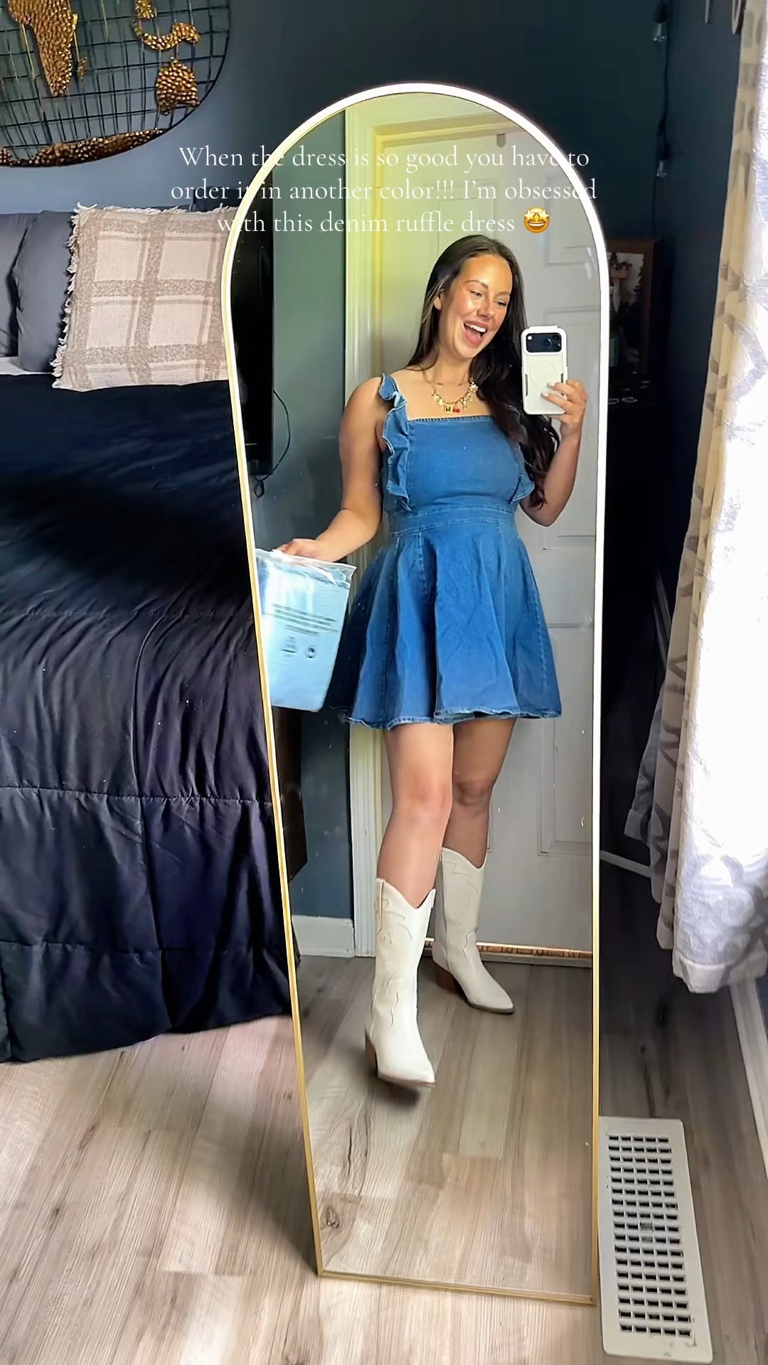 I’m so in love with this denim ruffle dress! It is the perfect summer staple dress to dress up or down.

#LTKootd #LTKMidsize