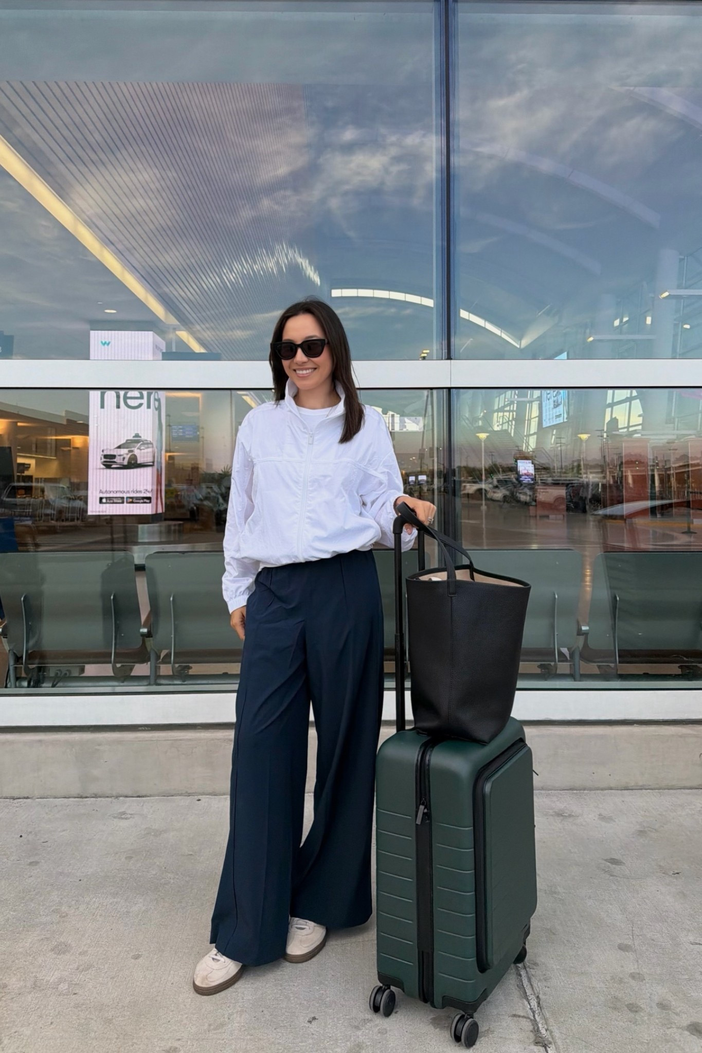 Super lightweight & packable travel pieces 

Vuori jacket small
Lululemon breezily pants small short 
Quince large bucket tote & carry on

#LTKTravel