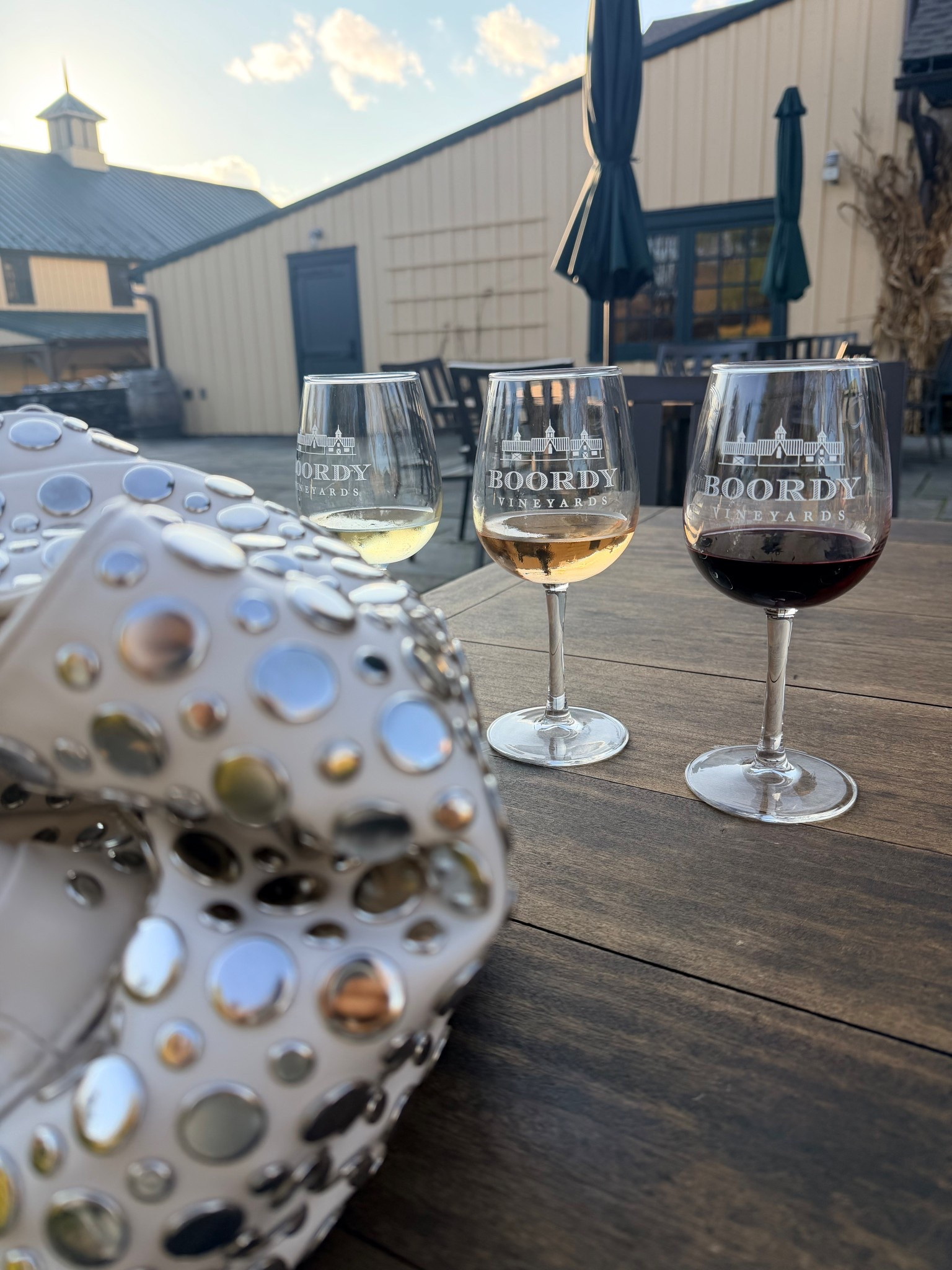 The perfect bag for everyday! It also comes in other colors and I included a few more options that are similar! 

#LTKU #LTKdayinmylife #LTKGiftGuide