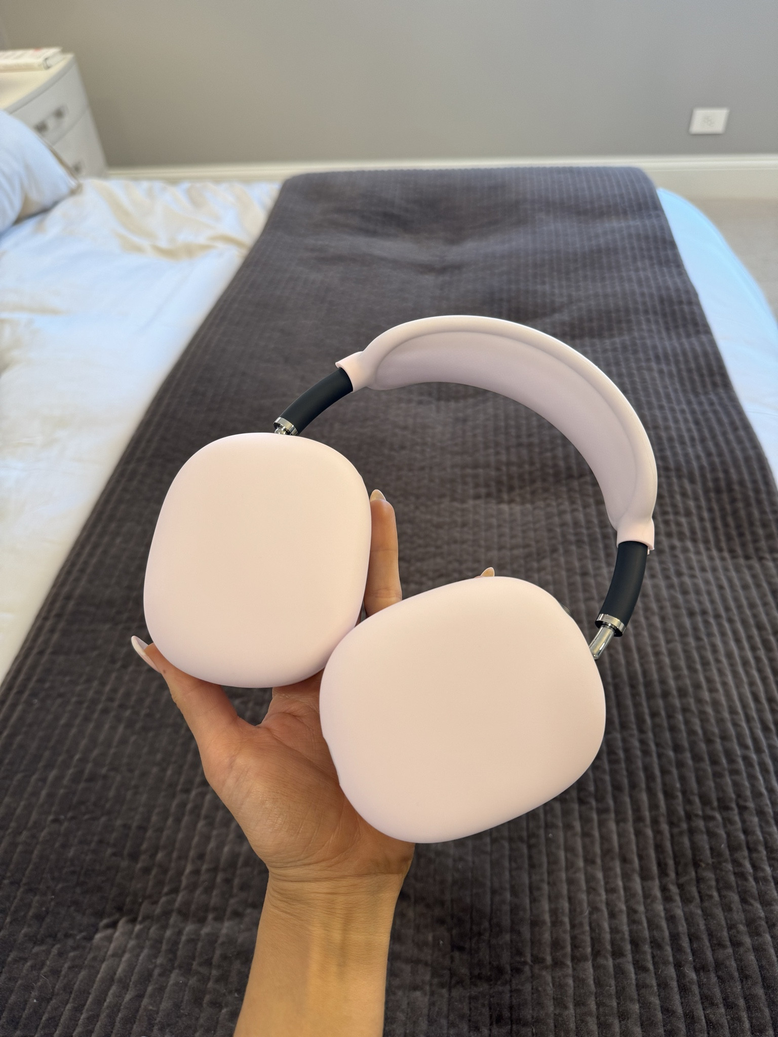 Pink case for your headphones? Yes please 

#LTKstyletip #LTKhome #LTKfindsunder50