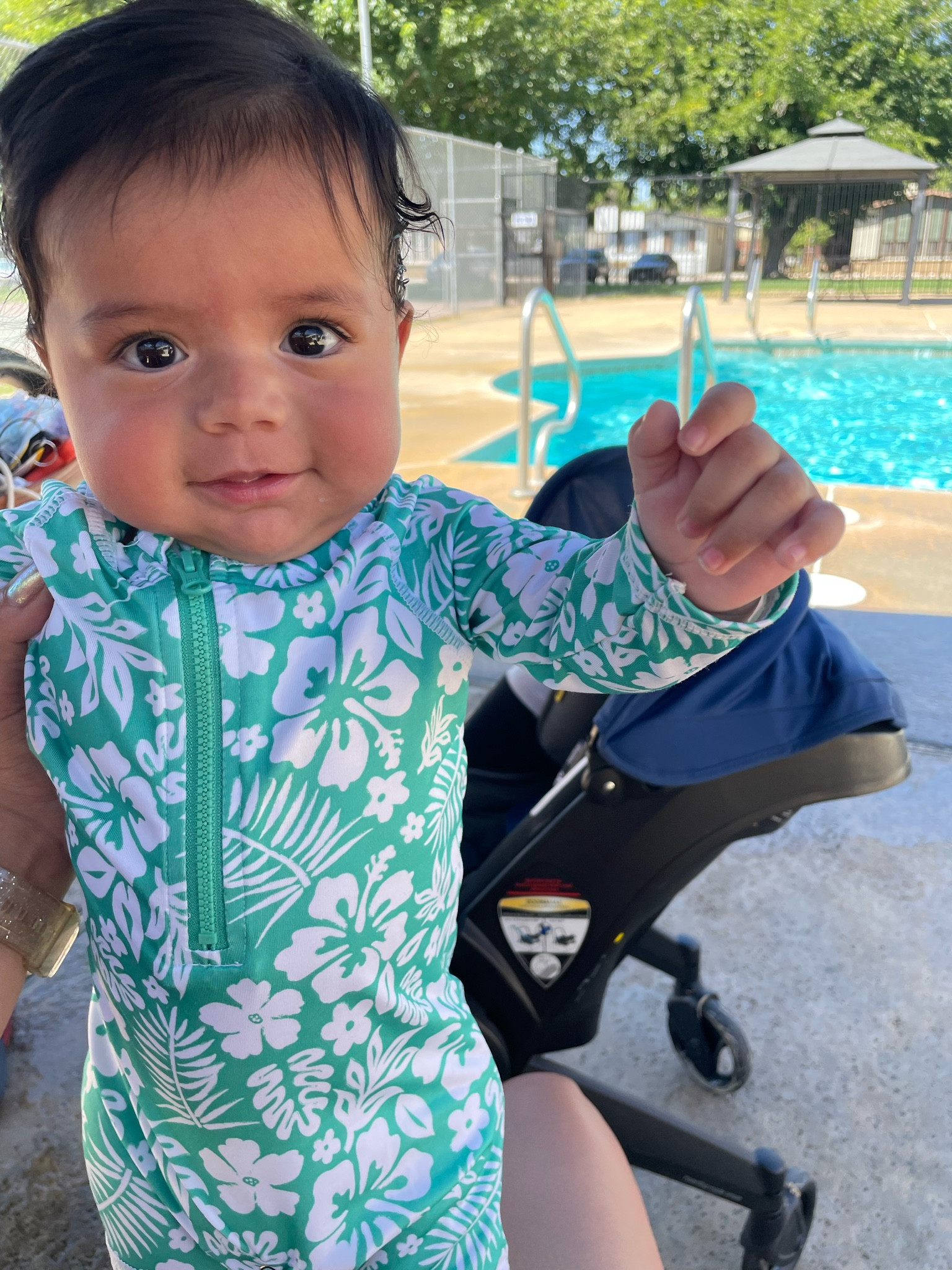 Probably the last day in the pool ☀️

#LTKBaby #LTKBump