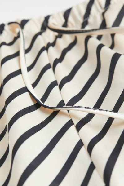 Weite Hose - Cremefarben/Schwarz gestreift - Ladies | H&M AT | H&M (DE, AT, CH, NL, FI)