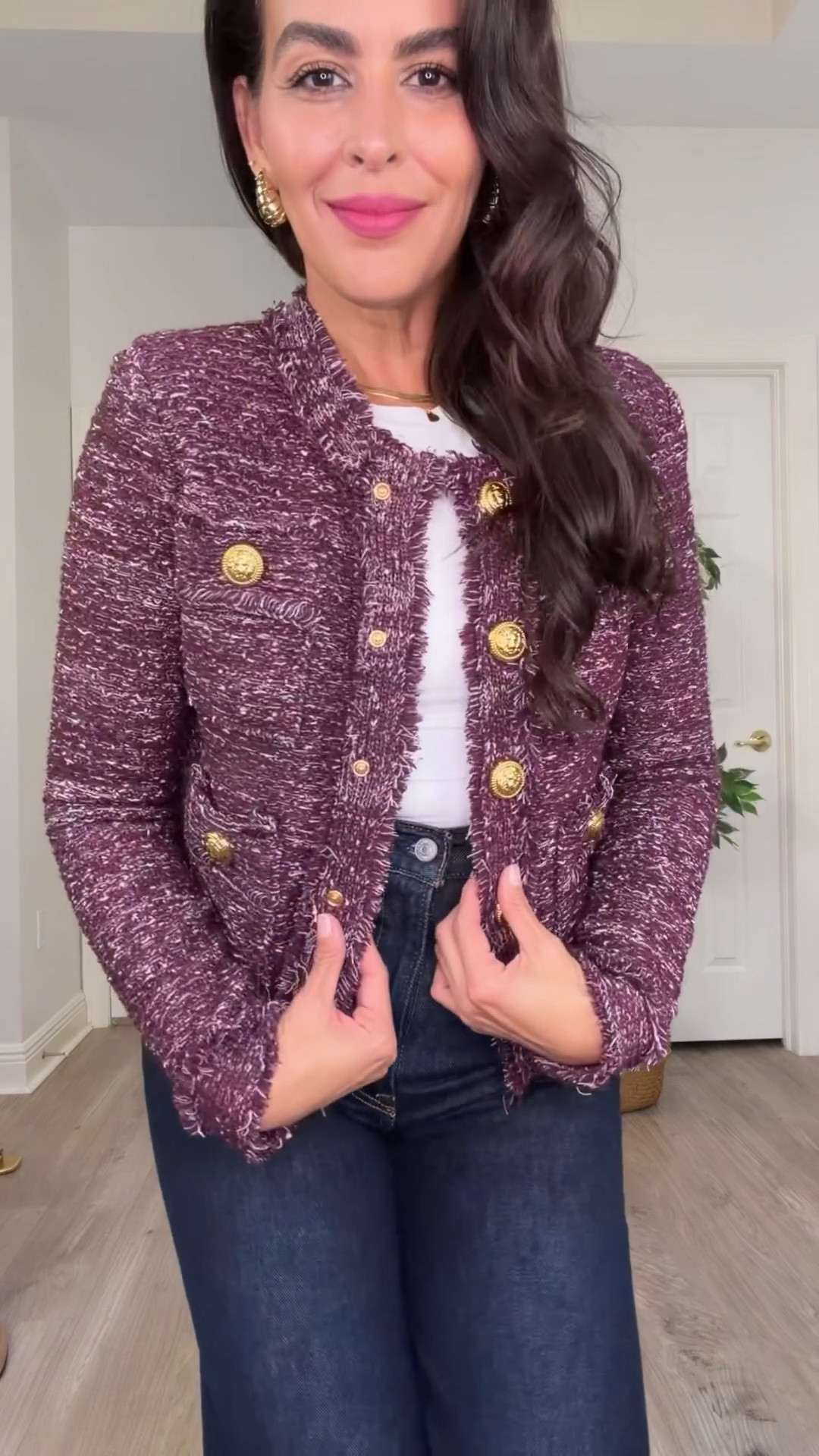 🛍️All sizing⬇️
My true Size 26x34 in jeans.no stretch. 
S in cardigan 
S in white top
Shoes tts.


#LTKOver40 #LTKgrwm #LTKootd