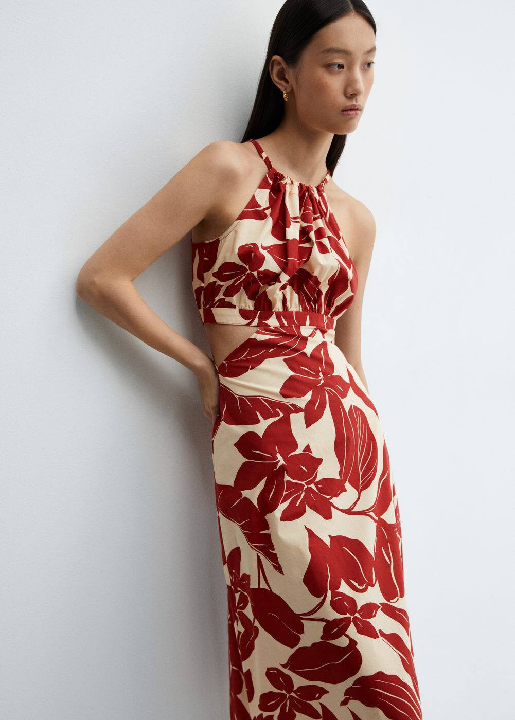 Floral dress with cut-out  -  Women | Mango USA | MANGO (US)