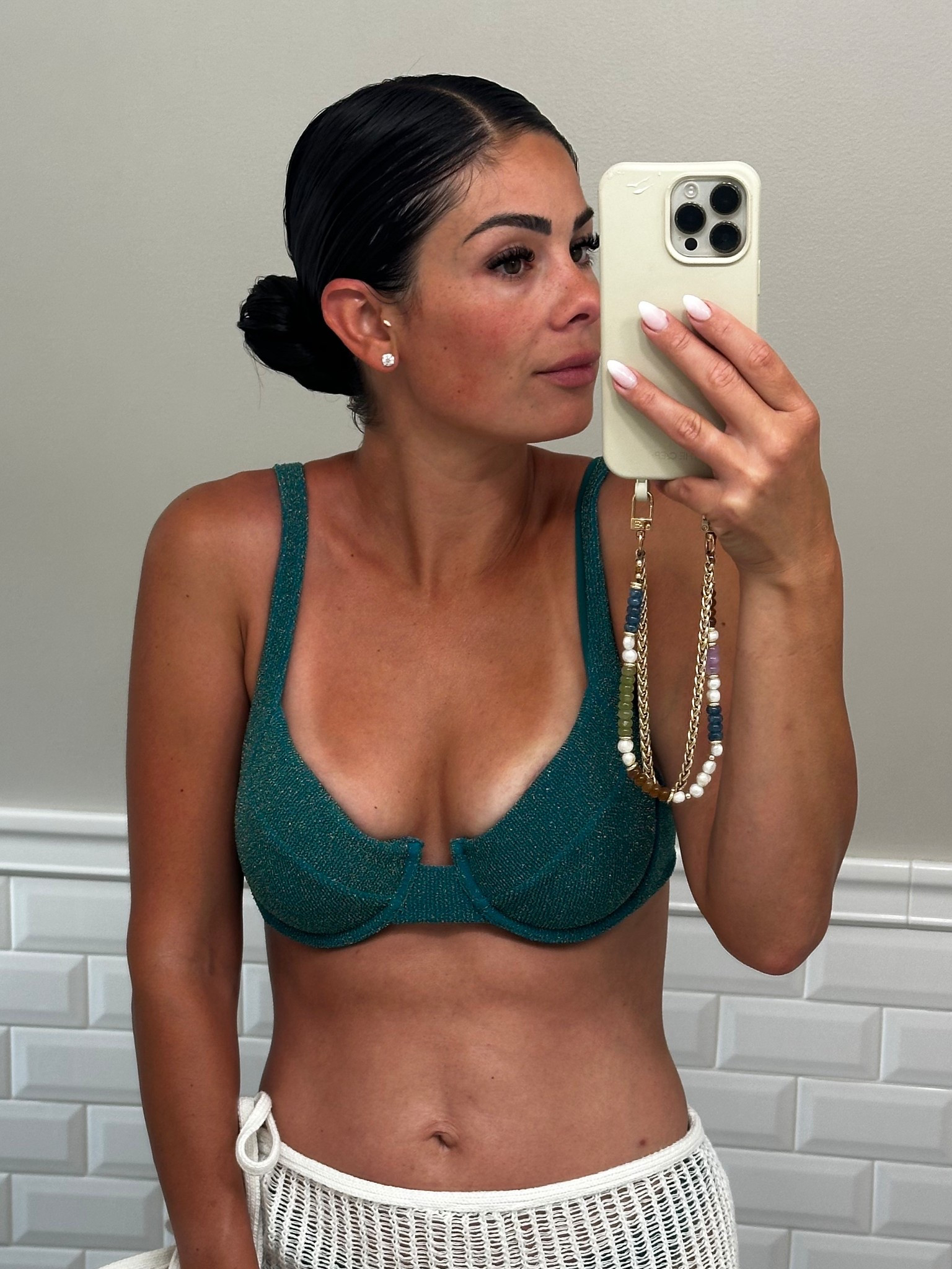 Olaplex Bun! 

#LTKBeauty #LTKStyleTip #LTKFindsUnder50