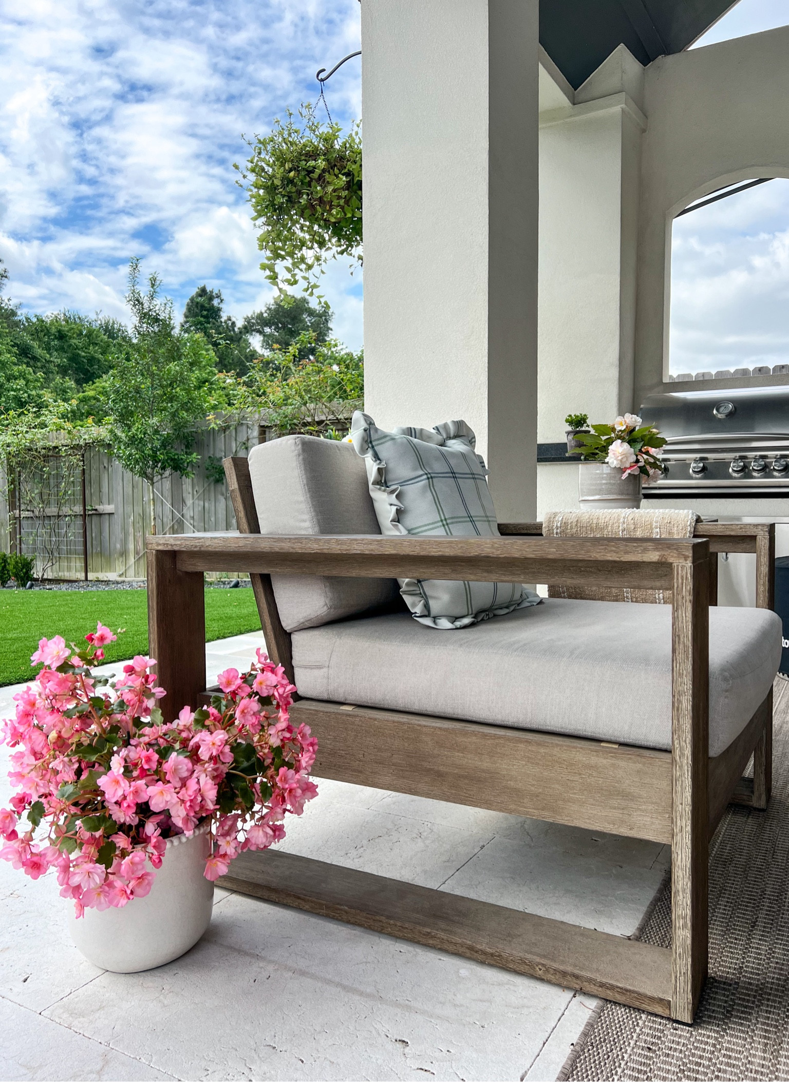 Patio weather! 

#LTKSeasonal #LTKsalealert #LTKhome