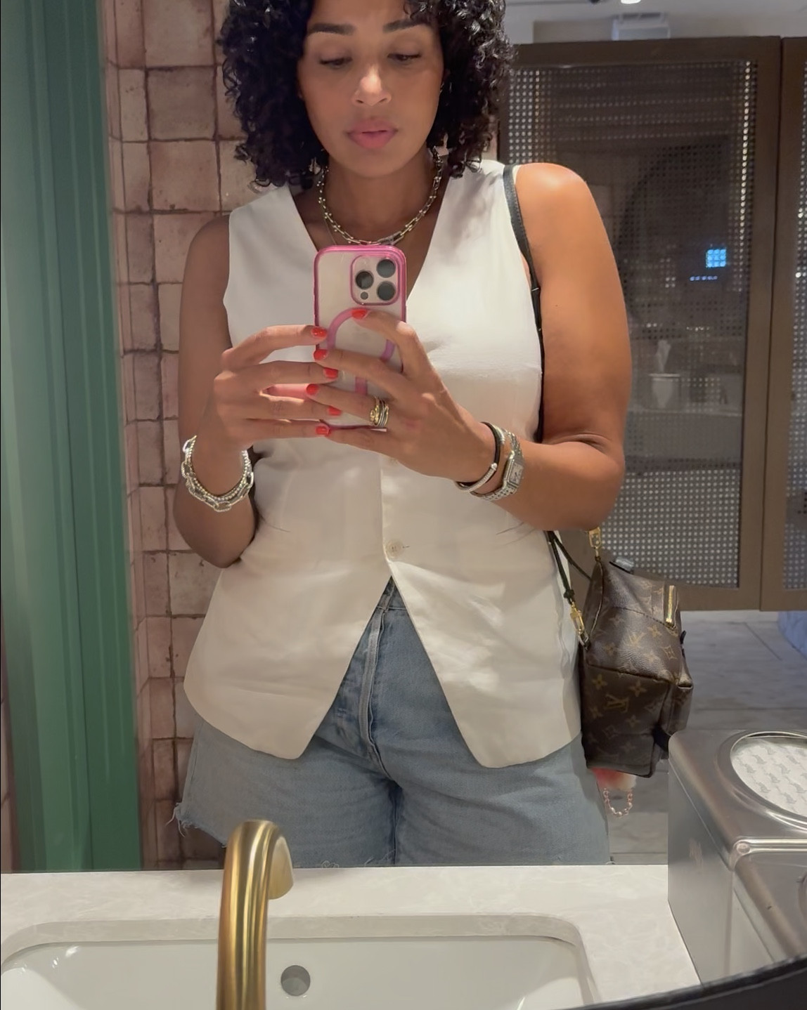 I’ve been loving this linen vest lately and finding so many ways to wear it. It’s such great quality and an excellent fit. For far I’ve worn it with a bubble skirt, jean shorts, jeans, and linen pants. I love items I can style multiple ways, it’s all about getting cost per wear for me 💗

#LTKItBag #LTKStyleTip #LTKMidsize