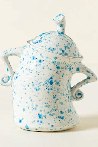 💙✨ This little ceramic jar is giving coastal cottage meets artisan market vibes and I am obsessed. ✨💙
The hand-painted blue speckled design makes it look like a one-of-a-kind piece you'd find while wandering through a charming seaside town. Use it for sugar, coffee pods, tea bags, bath salts, jewelry, or simply as a decorative accent.
Sometimes it's the little details that make a space feel special. 🤍
Perfect for:
💙 Coffee bars
💙 Kitchen counters
💙 Bathroom shelves
💙 Entry tables
💙 Coastal & cottagecore decor lovers
It's functional, beautiful, and looks far more expensive than it is. 😍

#HomeDecor #CoastalDecor #CottageStyle #KitchenDecor #CoffeeBarDecor #BlueAndWhiteDecor #HomeFinds #LTKHome #DecorInspiration #CozyHome #ShelfStyling #BeautifulHomes #HomeAccents 

 