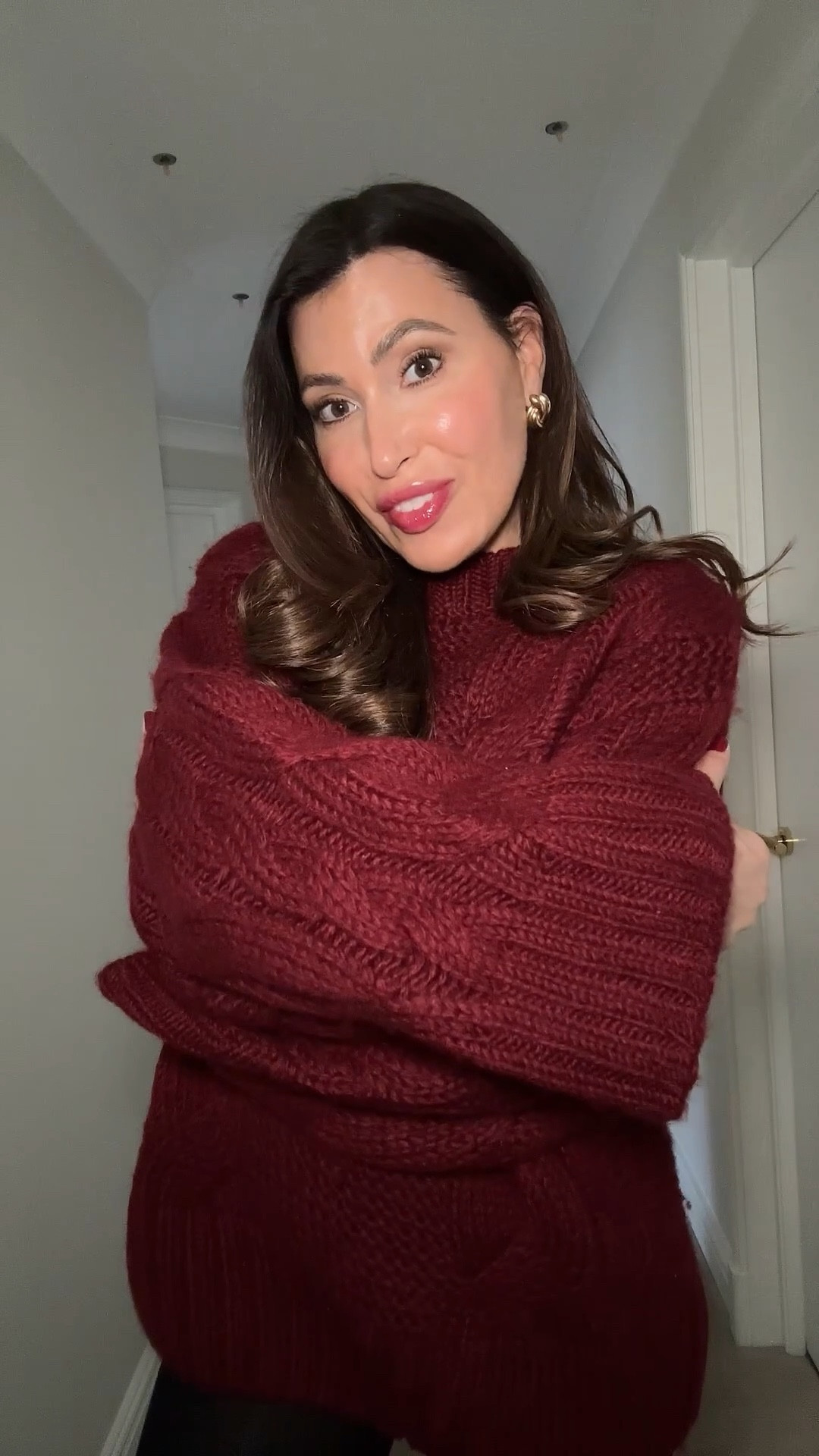 Cosy chunky Burgundy knit to get your through the January blues ♥️

Work with knee high leather jimmy choo Agathe boots and Gisou canvas bag .

#LTKuk #LTKeurope #LTKwinter