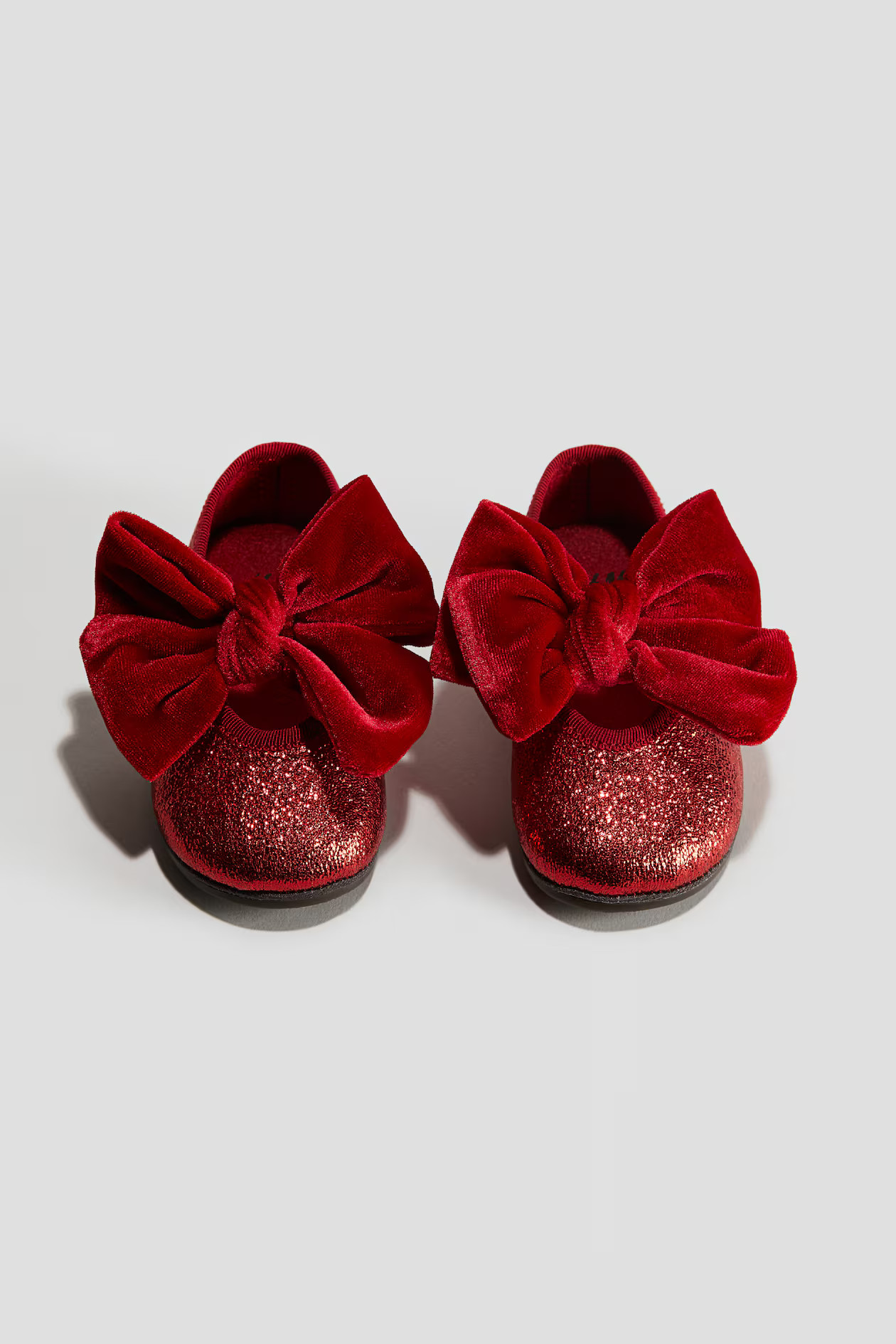 Velvet-bow ballet pumps | H&M (UK, MY, IN, SG, PH, TW, HK)