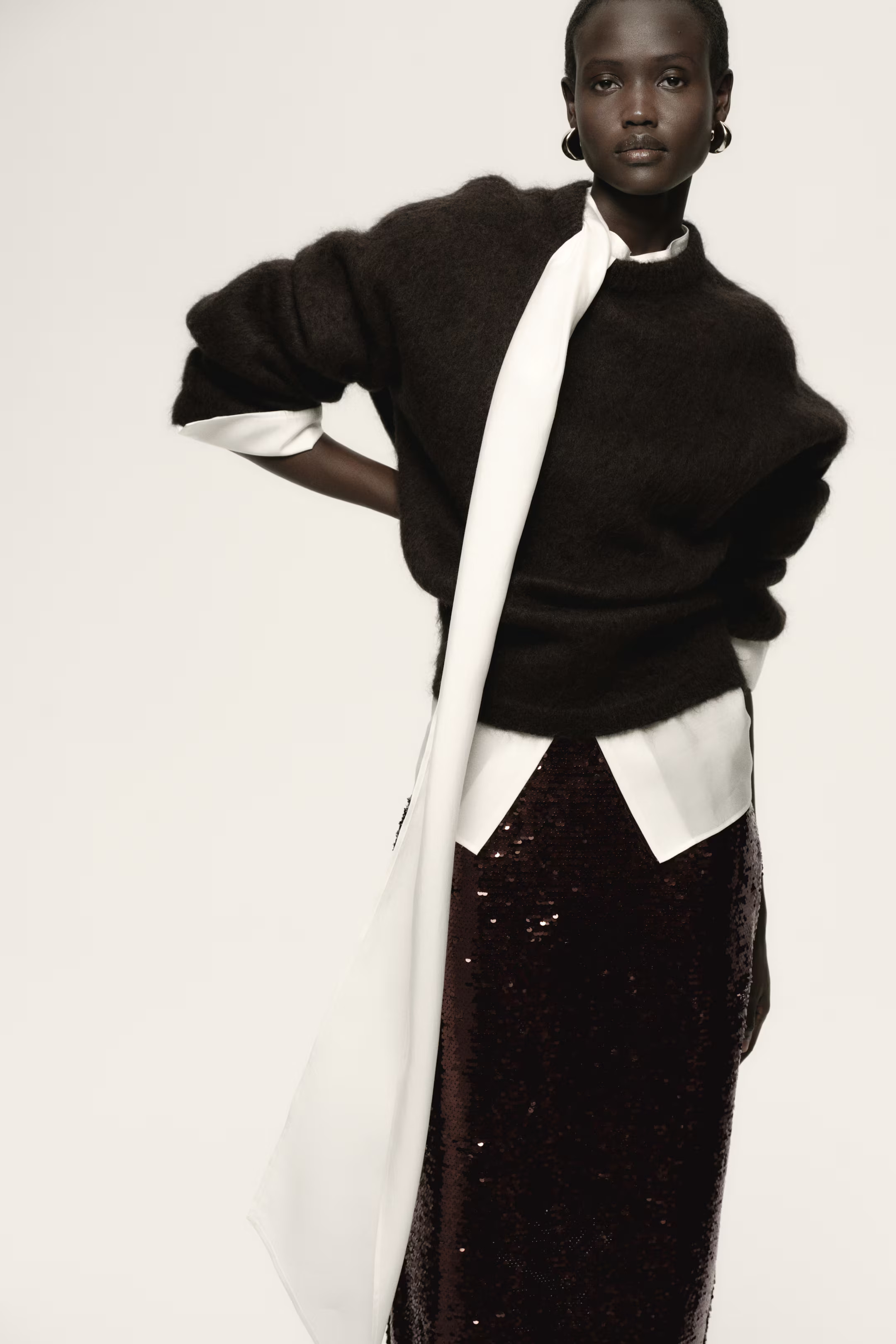 Sequined midi skirt | H&M (UK, MY, IN, SG, PH, TW, HK)