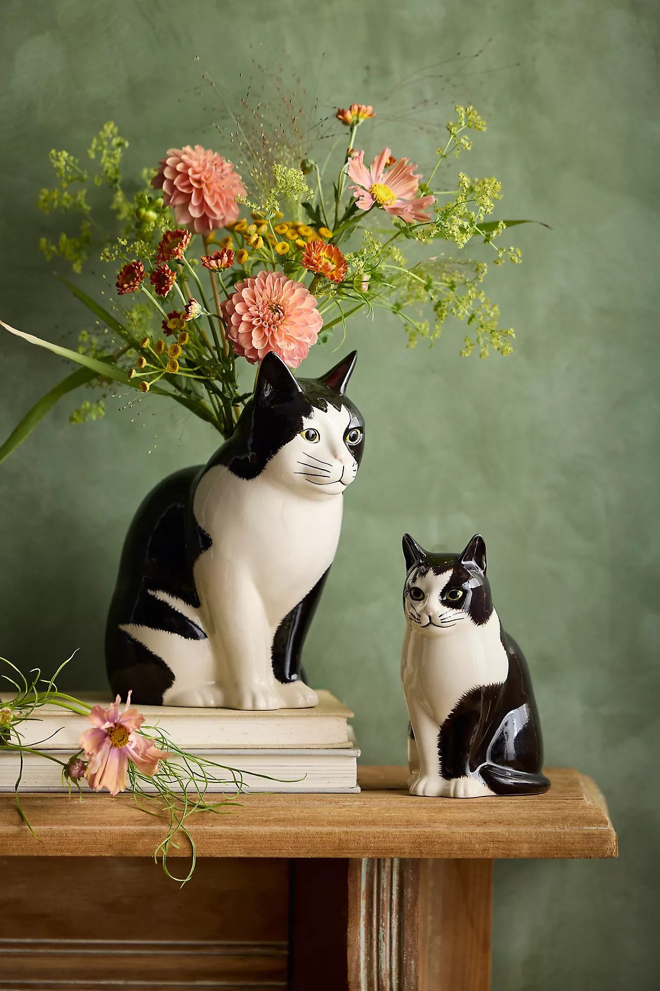 Quail Ceramics Barney Cat Vase | Anthropologie (US)