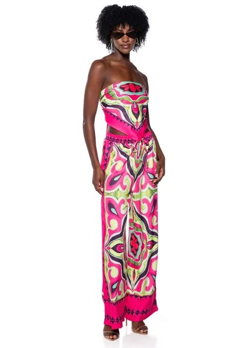 PALERMO SCARF TOP AND WIDE LEG PANT SET in fuchsia | AKIRA
