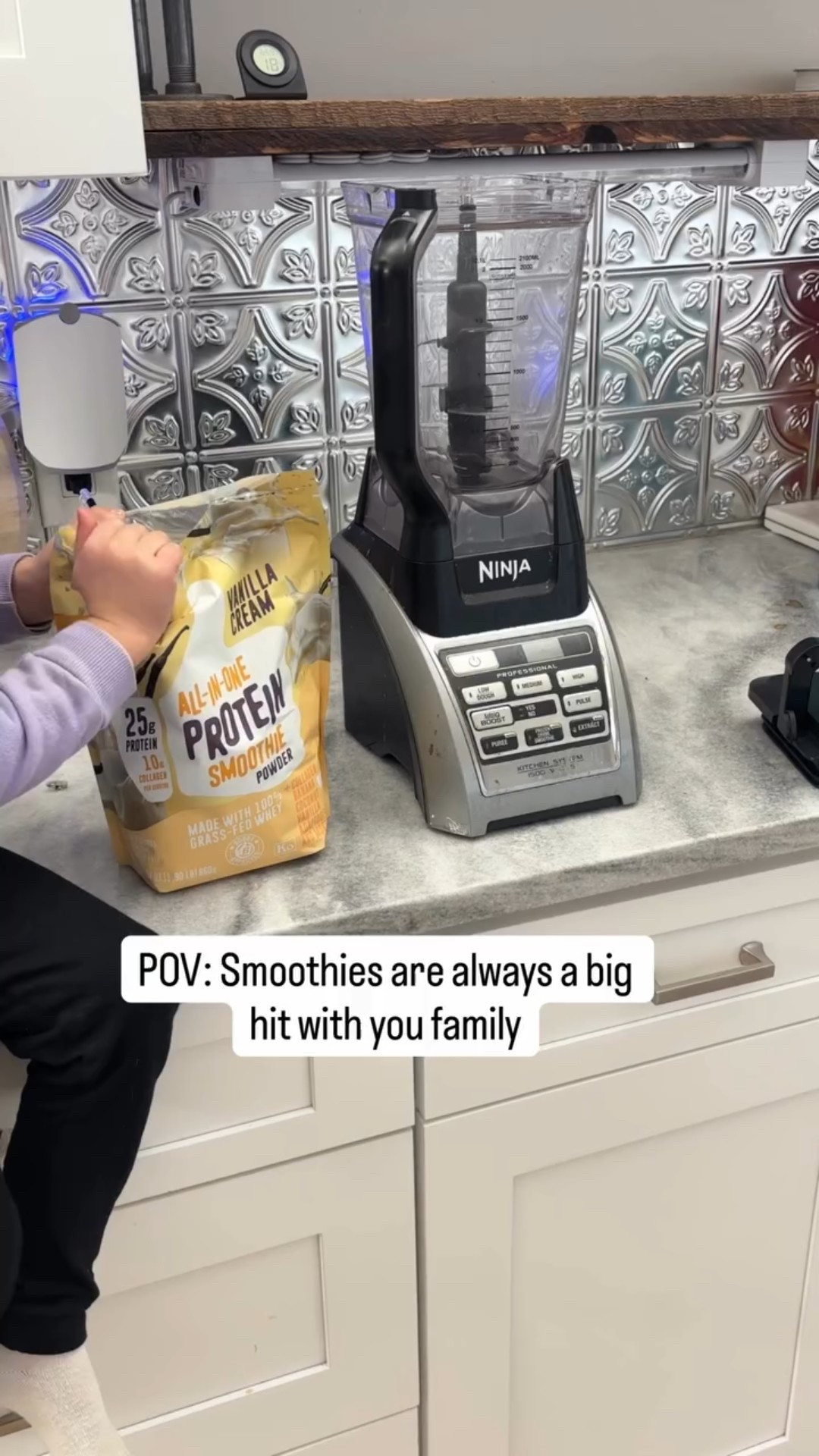 #advertising
We are starting up smoothies at home again! We came across the Flavcity Whey protein powder and are already big fans. Each serving packs: 25g of protein, 10g of collagen, fruits, and functional mushrooms (cordyceps & reishi). 

@flavcity #protein #bobbyapproved