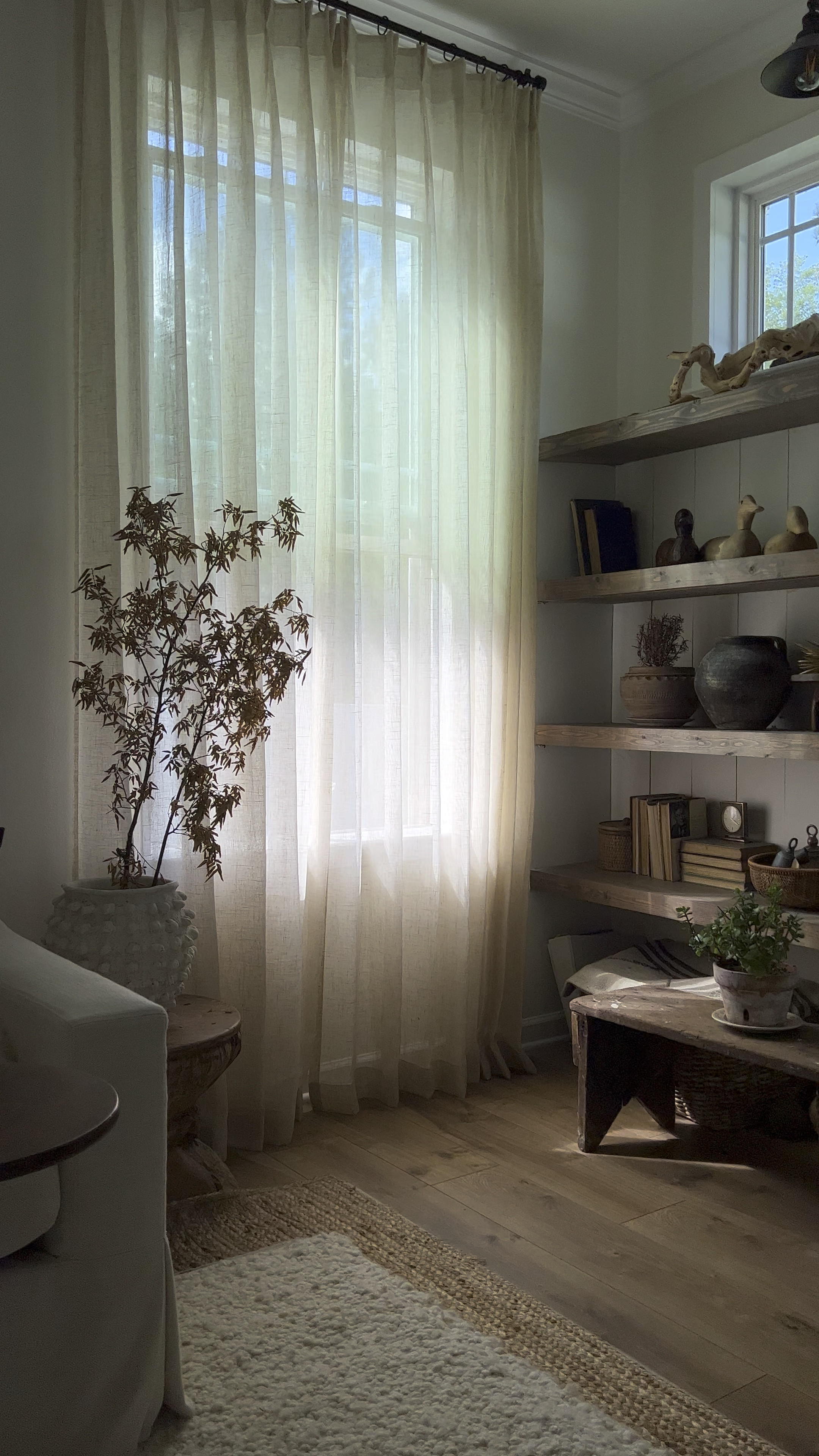 Curtarra curtains

Bensen semi-sheer curtain


#LTKhome