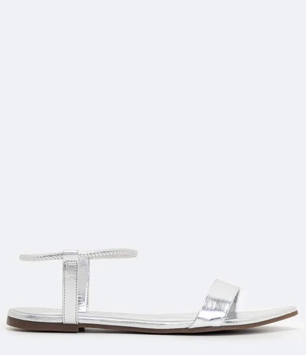 Sandália Rasteira com Bico Folha Prata | Renner (BR)