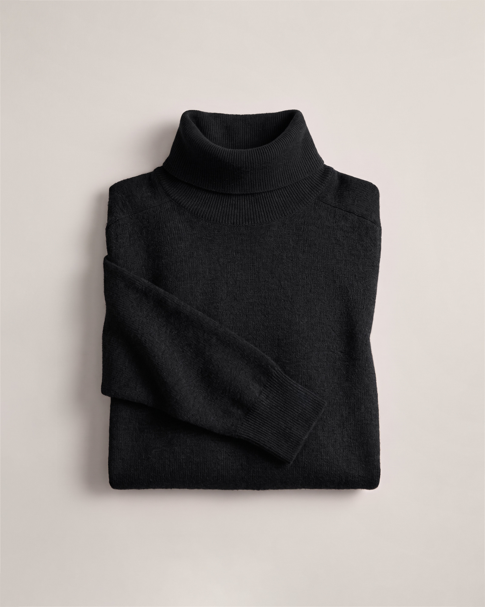 Quince | Women's Mongolian Cashmere Sweater in Black, Size Small | Quince